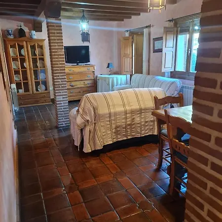 Moranegos Cuevas Del Valle