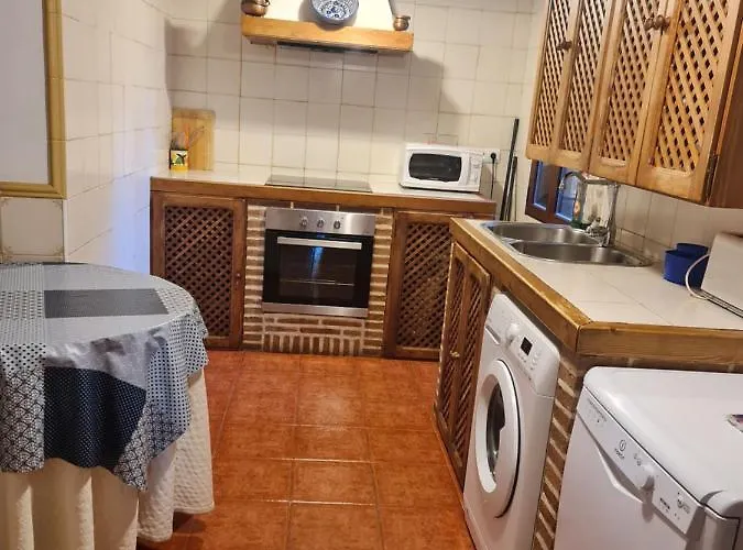 Moranegos Cuevas Del Valle